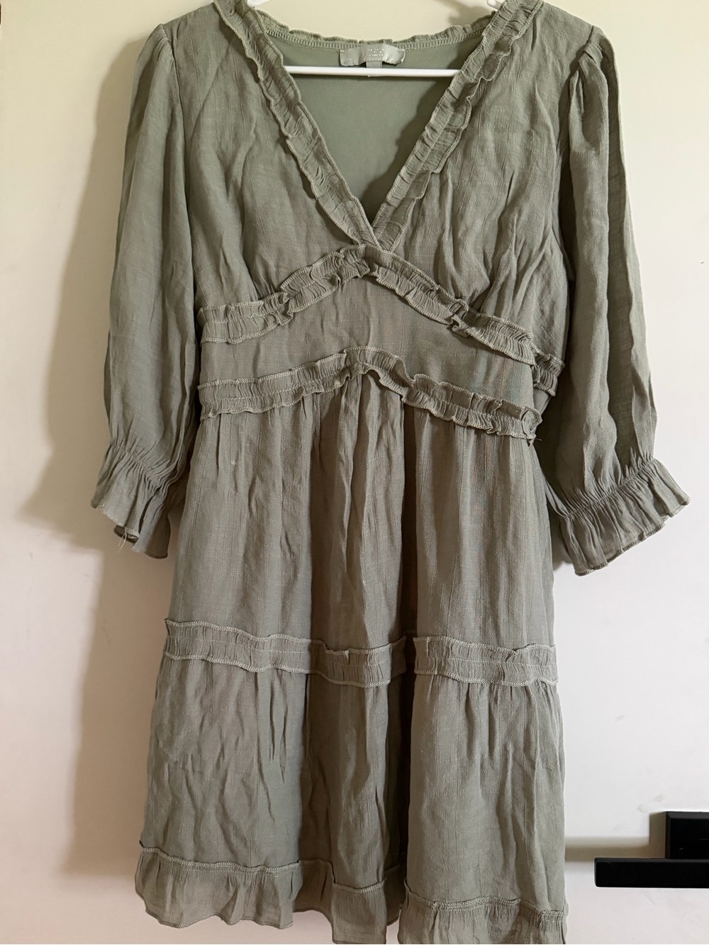 Women’s Light Sage Ruffle V-Neck Long Sleeve Dress